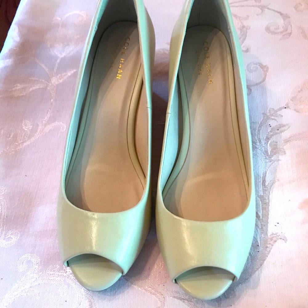 NEW Cole Haan shoes